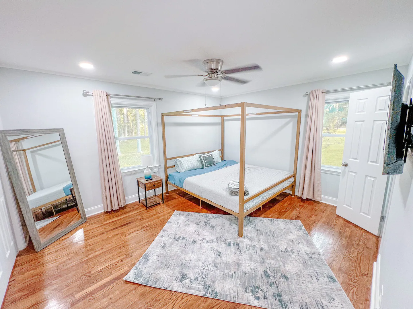 515 Lynhurst Dr 23