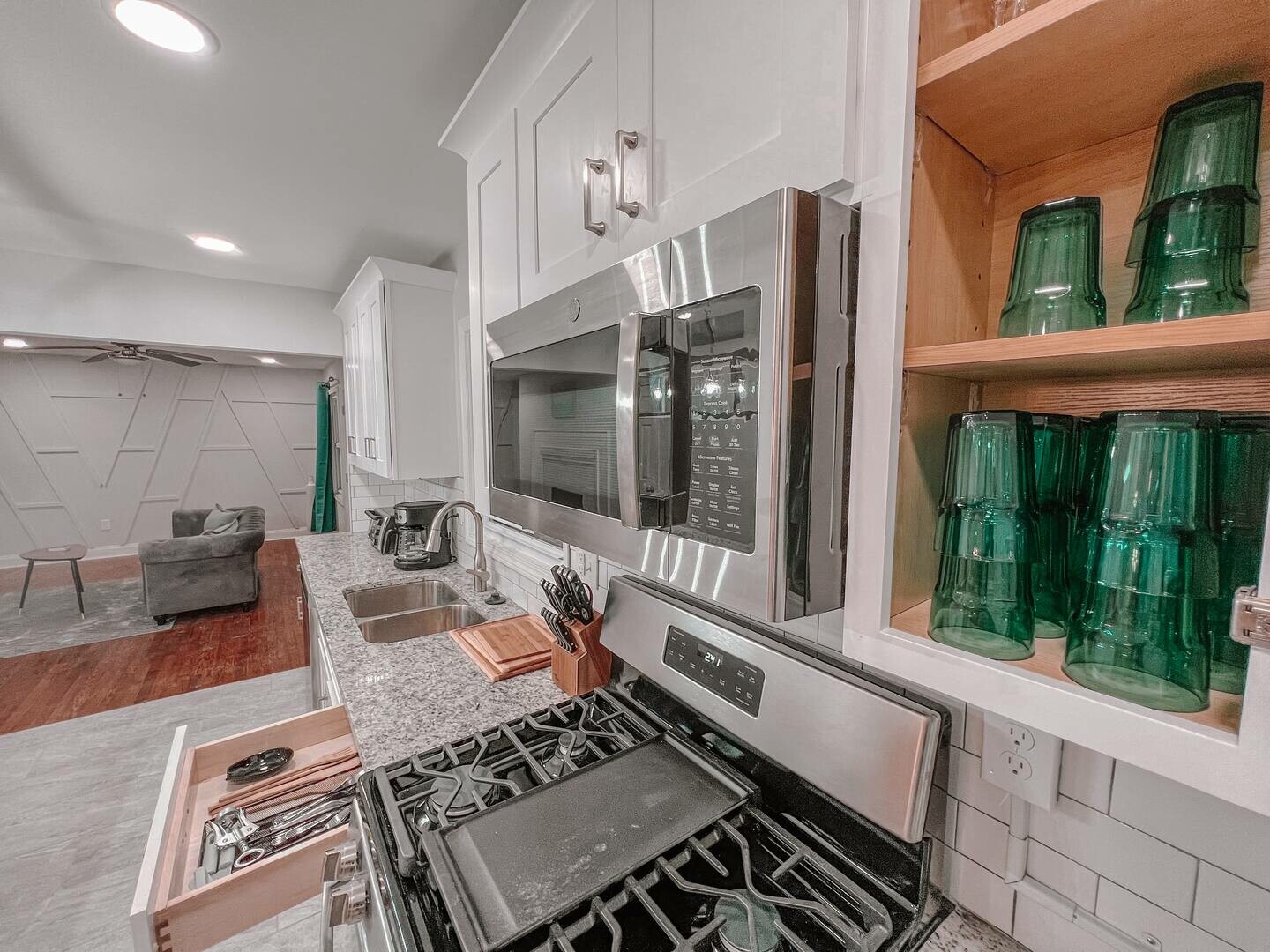 515 Lynhurst Dr 32