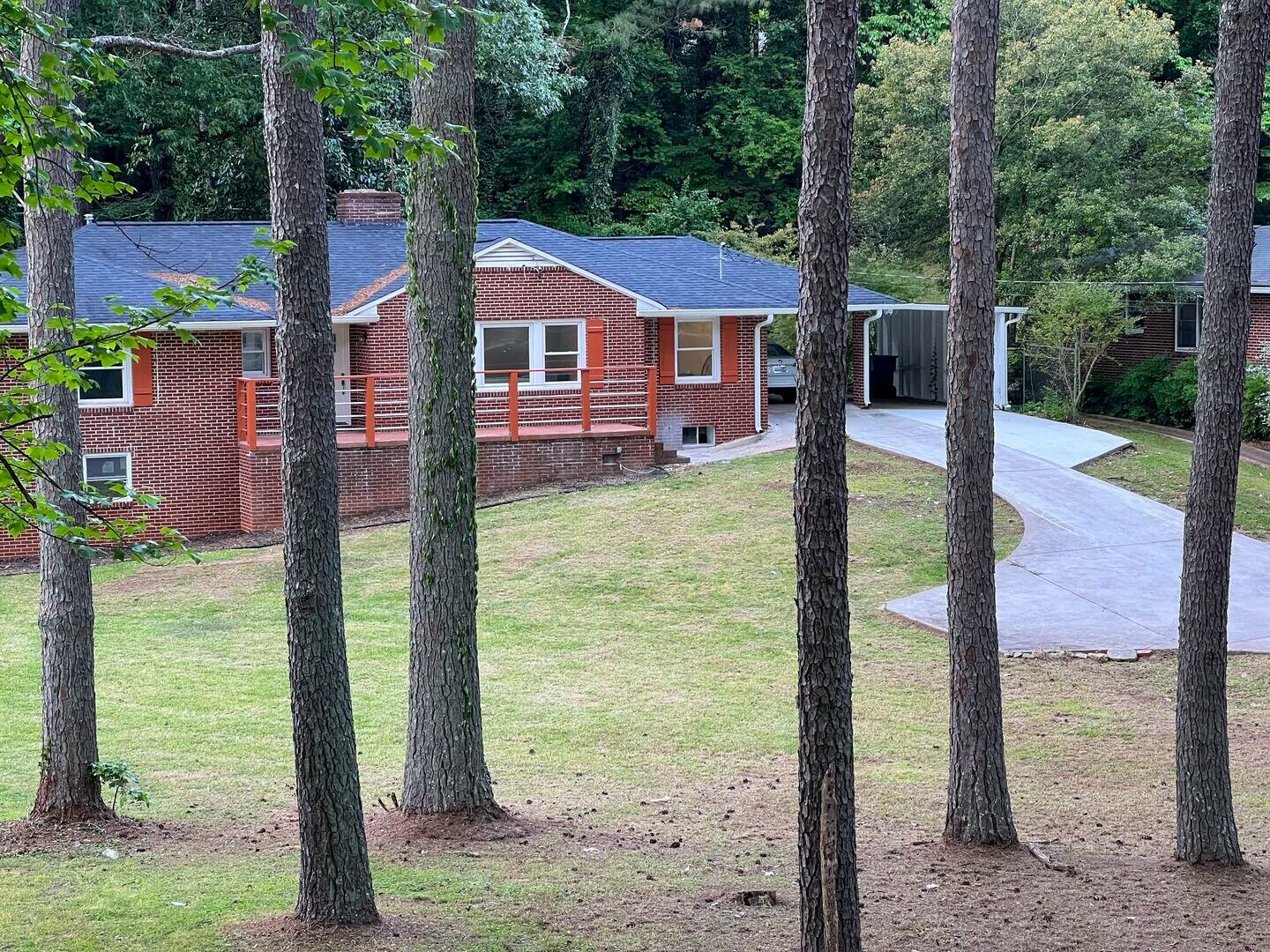 515 Lynhurst Dr 35