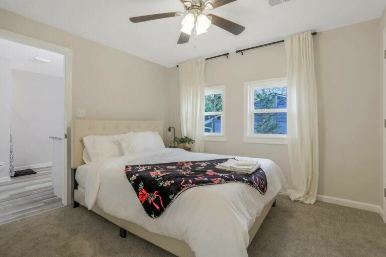 Decatur Airbnb - showcase airbnb - 34
